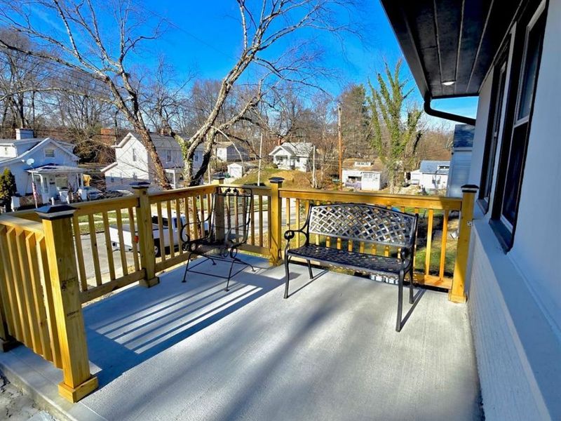 5940 Kenneth Avenue, Cincinnati, OH 45224 Photo 6
