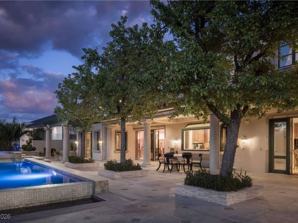 1413 Iron Hills Lane , Las Vegas, NV 89134