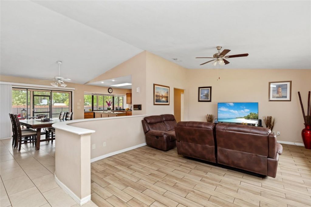 1550 SE Pratt St, Port Saint Lucie, FL 34983 Photo