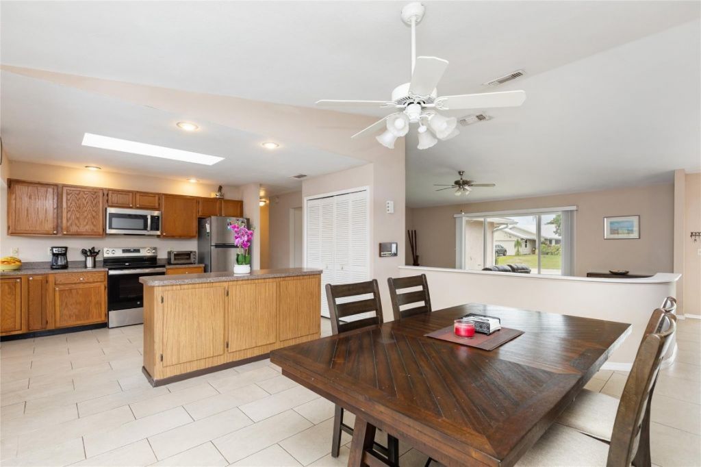 1550 SE Pratt St, Port Saint Lucie, FL 34983 Photo