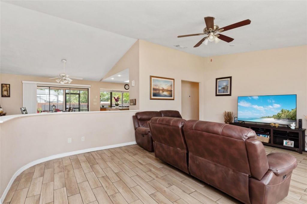 1550 SE Pratt St, Port Saint Lucie, FL 34983 Photo