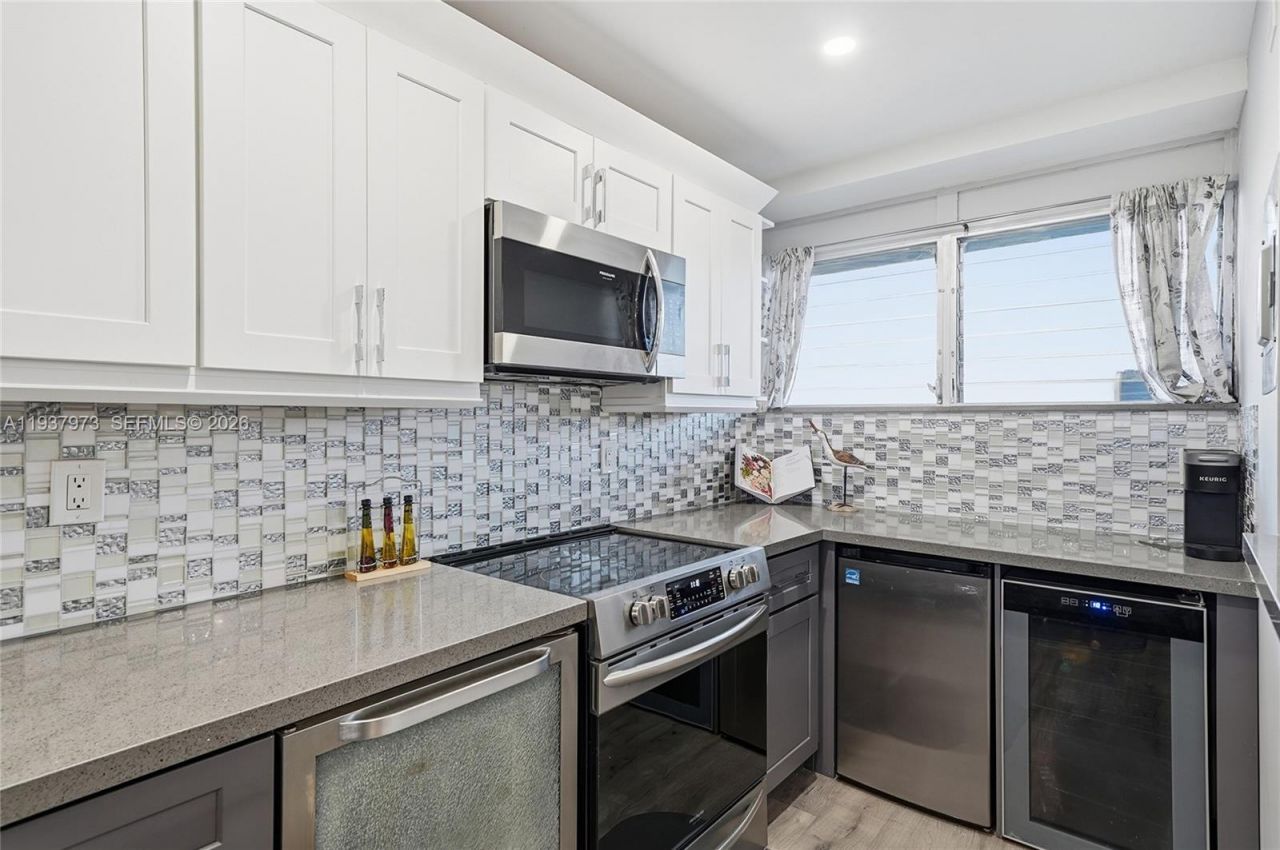 1900 S Ocean Dr, Unit 508, Fort Lauderdale, FL 33316 Photo