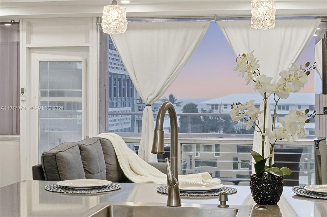 1900 S Ocean Dr, Unit 508, Fort Lauderdale, FL 33316 Photo