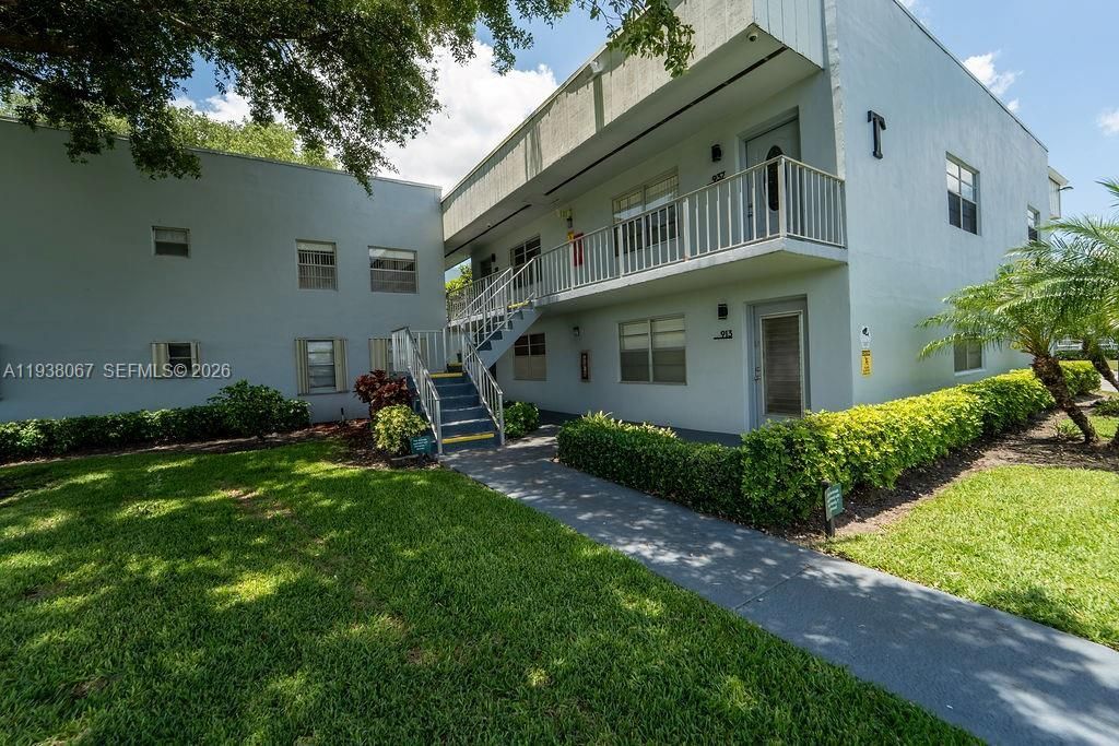 938 Normandy T, Unit T938, Delray Beach, FL 33484 Photo
