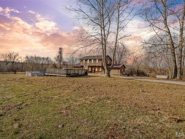 2998 Gresham Hollow Road, Hamburg, IL 62045