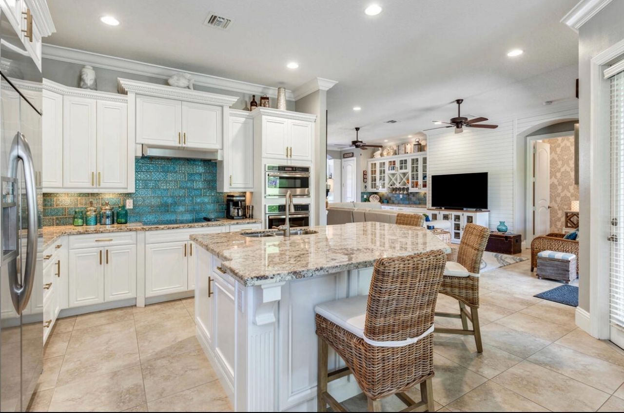 183 SE Calmo Circle, Port Saint Lucie, FL 34984 Photo