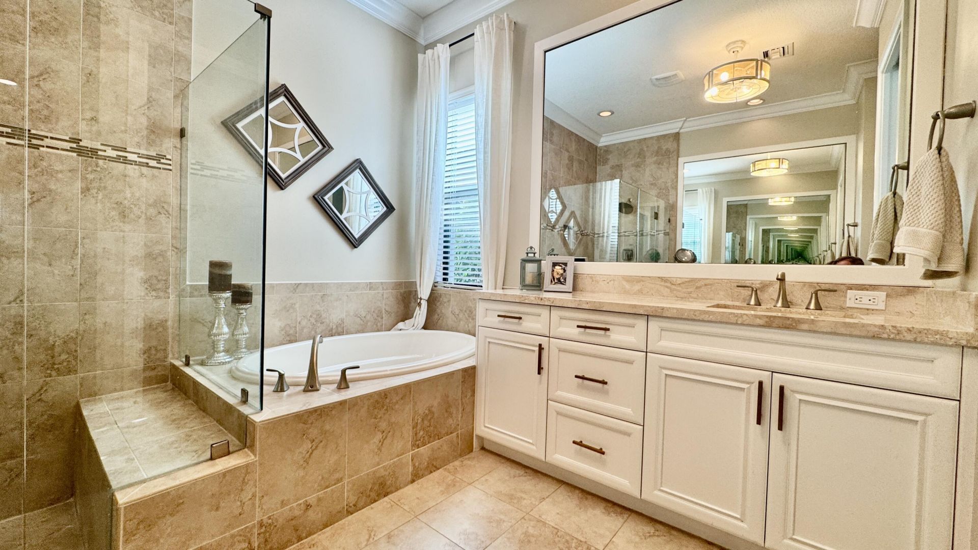 183 SE Calmo Circle, Port Saint Lucie, FL 34984 Photo