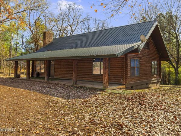 30477 Attala Highway 19, West, MS 39192