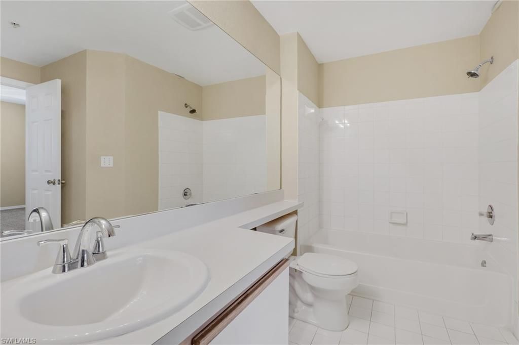 6321 Aragon Way, Unit 206, Fort Myers, FL 33966 Photo