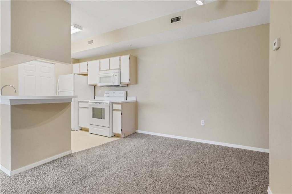 6321 Aragon Way, Unit 206, Fort Myers, FL 33966 Photo