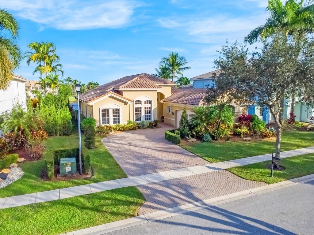 11808 Foxbriar Lake Trail, Boynton Beach, FL 33473 Main Photo