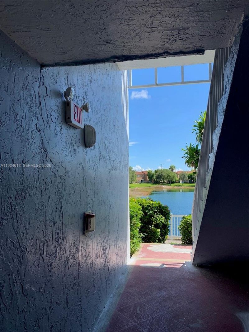 8590 SW 212th St, Unit 106, Cutler Bay, FL 33189 Photo