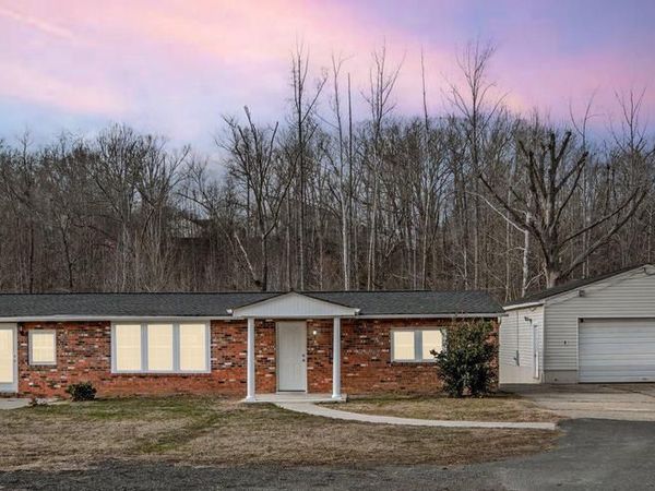 27 TRUSLOW ROAD, FREDERICKSBURG, VA 22405