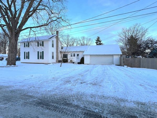 311 W Murray Avenue, White Pigeon, MI 49099