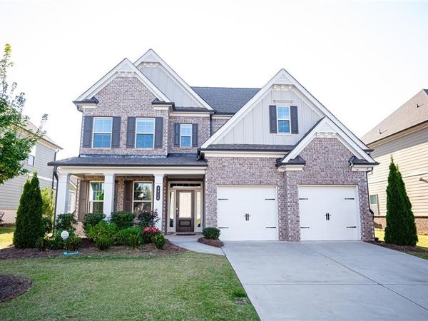 3915 Dorchester Lane , Cumming, GA 30040