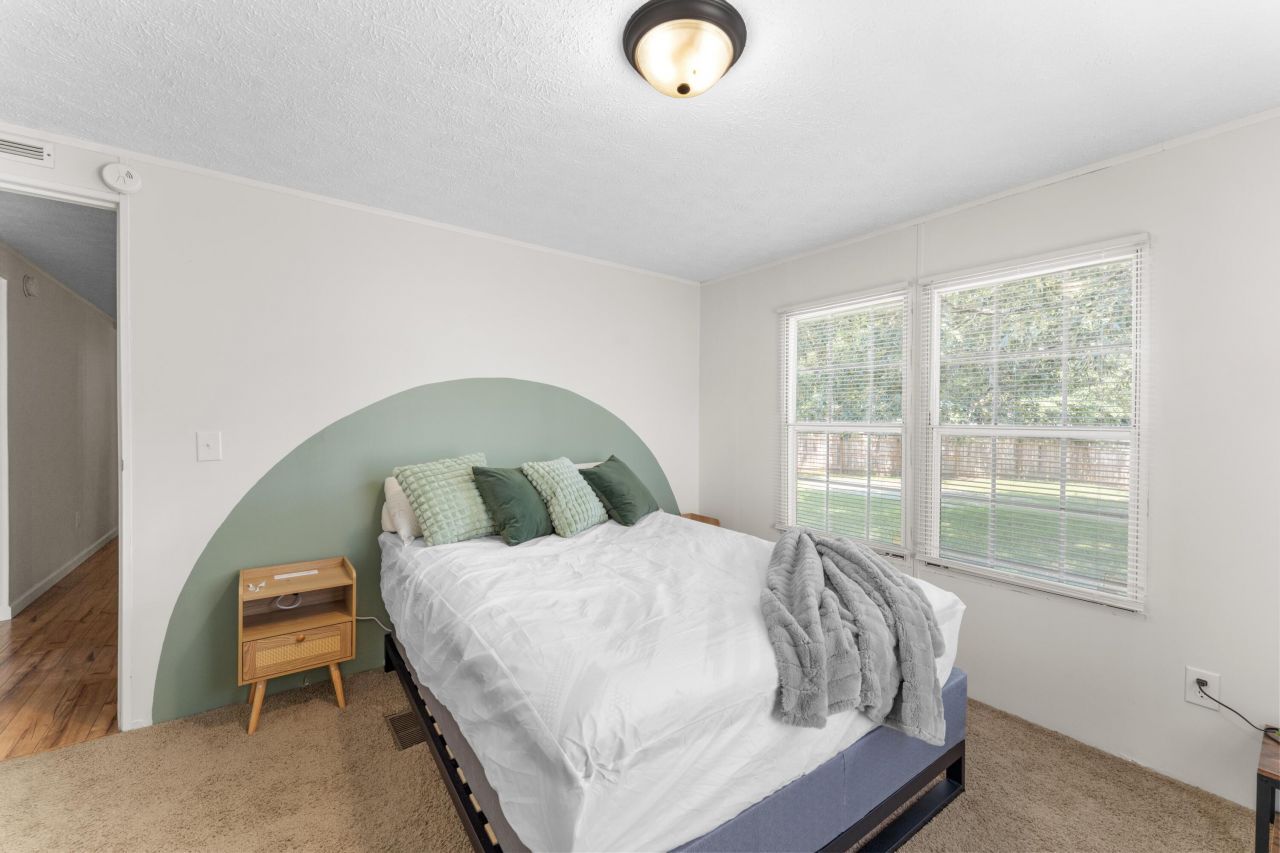 126 Fall Creek Boulevard Photo 37