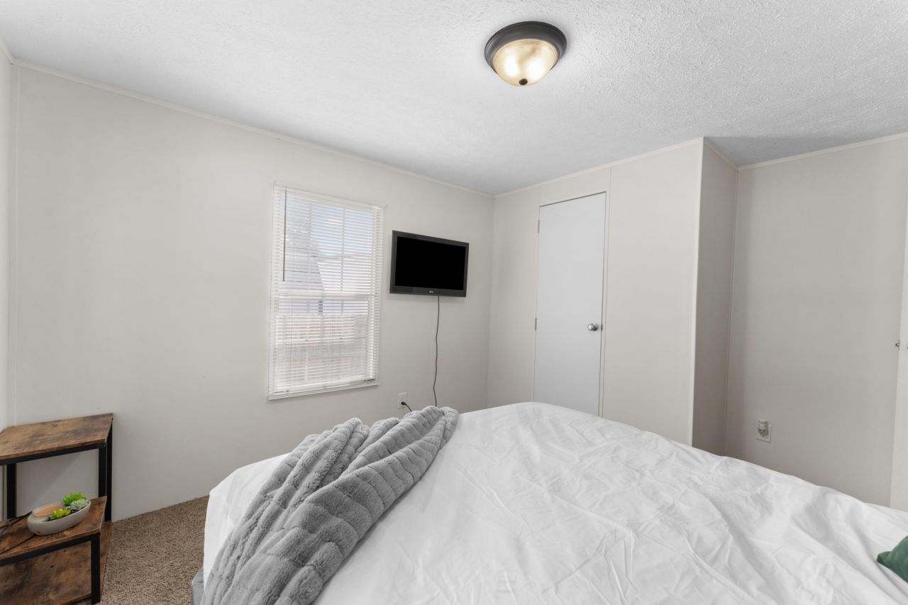 126 Fall Creek Boulevard Photo 39