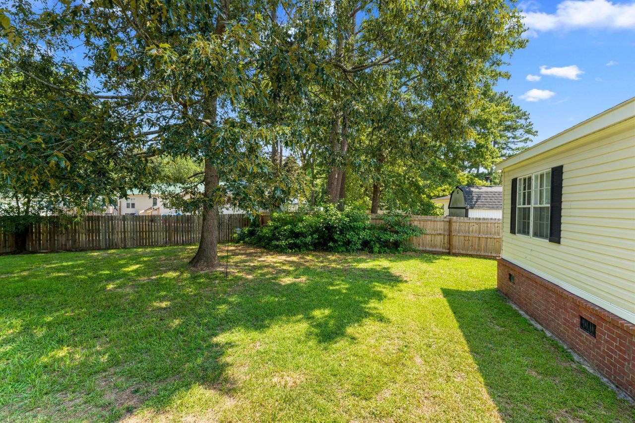 126 Fall Creek Boulevard Photo 42