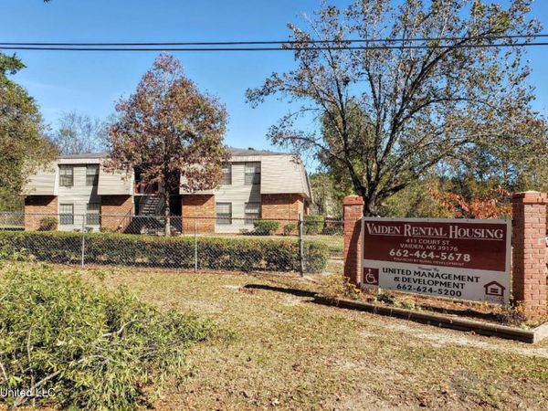 411 Court Street, Vaiden, MS 39176