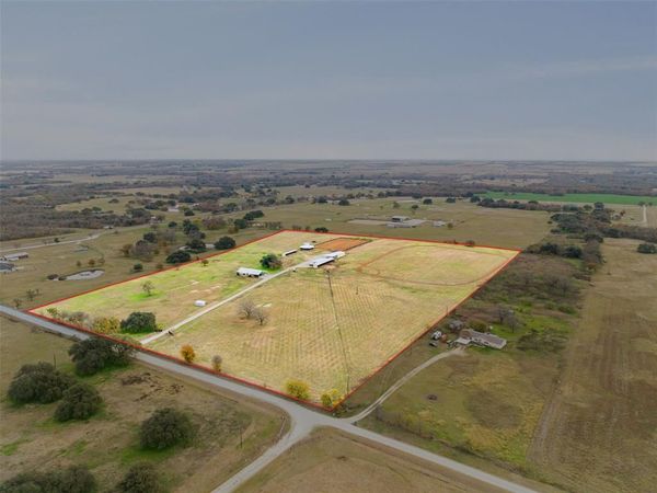 452 County Road 470, Chilton, TX 76632