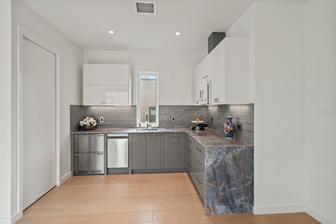 2945 Pyrula Drive, Longboat Key, FL 34228 Photo