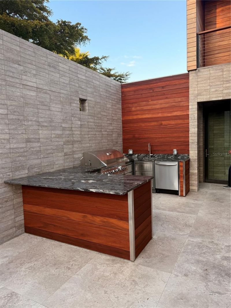 2945 Pyrula Drive, Longboat Key, FL 34228 Photo