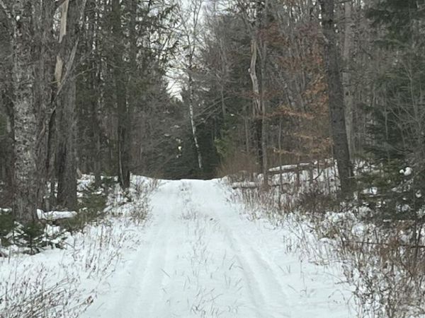 M4L3,5 Fickett Road, Etna, ME 04434