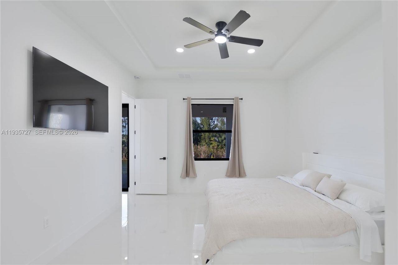 2304 NW 23rd Ave, Cape Coral, FL 33993 Photo