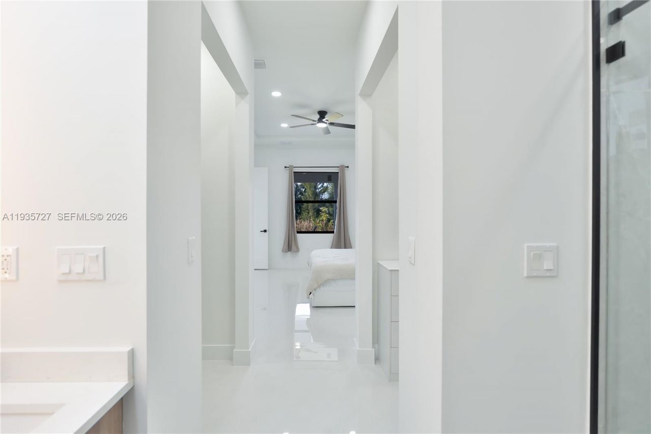 2304 NW 23rd Ave, Cape Coral, FL 33993 Photo