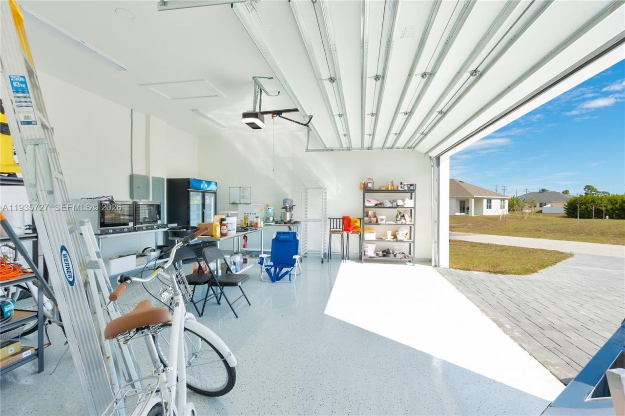 2304 NW 23rd Ave, Cape Coral, FL 33993 Photo