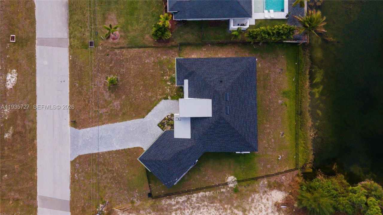 2304 NW 23rd Ave, Cape Coral, FL 33993 Photo