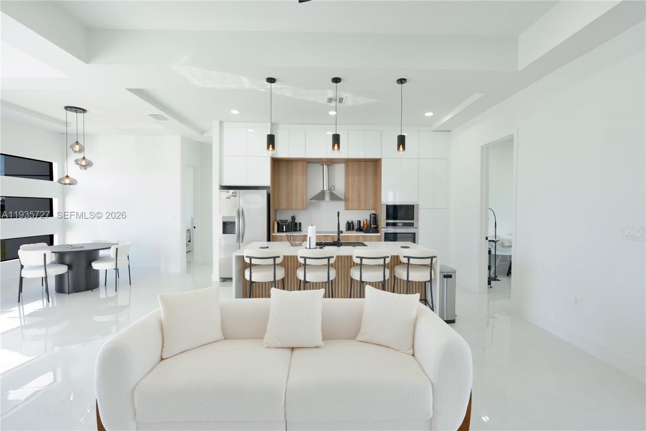 2304 NW 23rd Ave, Cape Coral, FL 33993 Photo