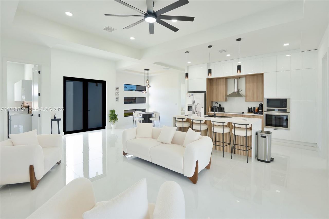 2304 NW 23rd Ave, Cape Coral, FL 33993 Photo