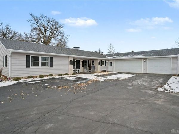 6070 Studebaker Road, Tipp City, OH 45371