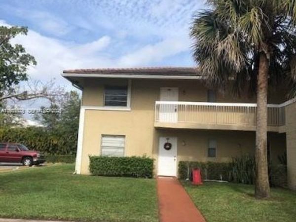 10187 Twin Lakes Dr, Unit 23-I, Coral Springs, FL 33071