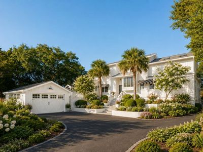 10 Waterway Island Drive, Isle of Palms, SC 29451