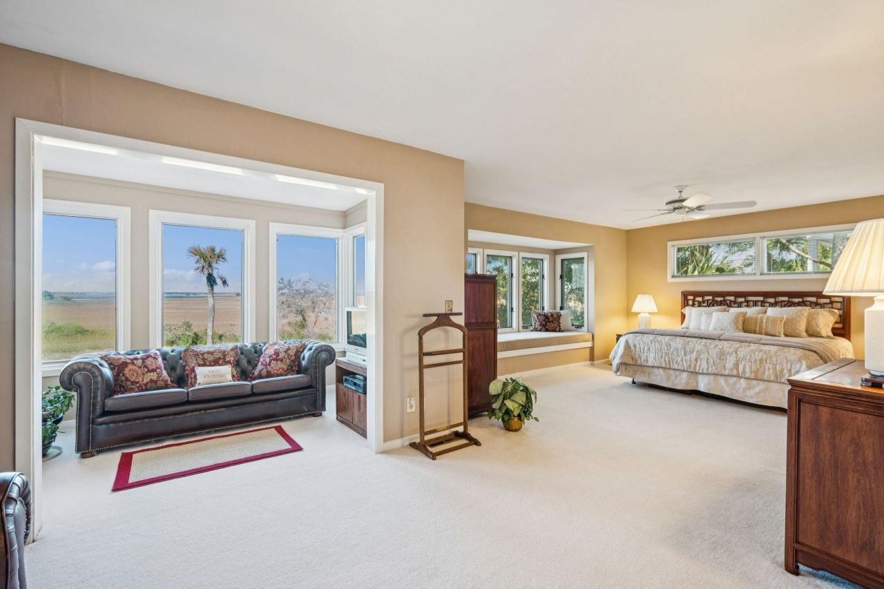 10 Waterway Island Drive Photo 18