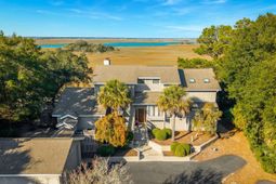 10 Waterway Island Drive photo 4