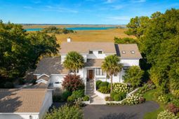 10 Waterway Island Drive photo 4