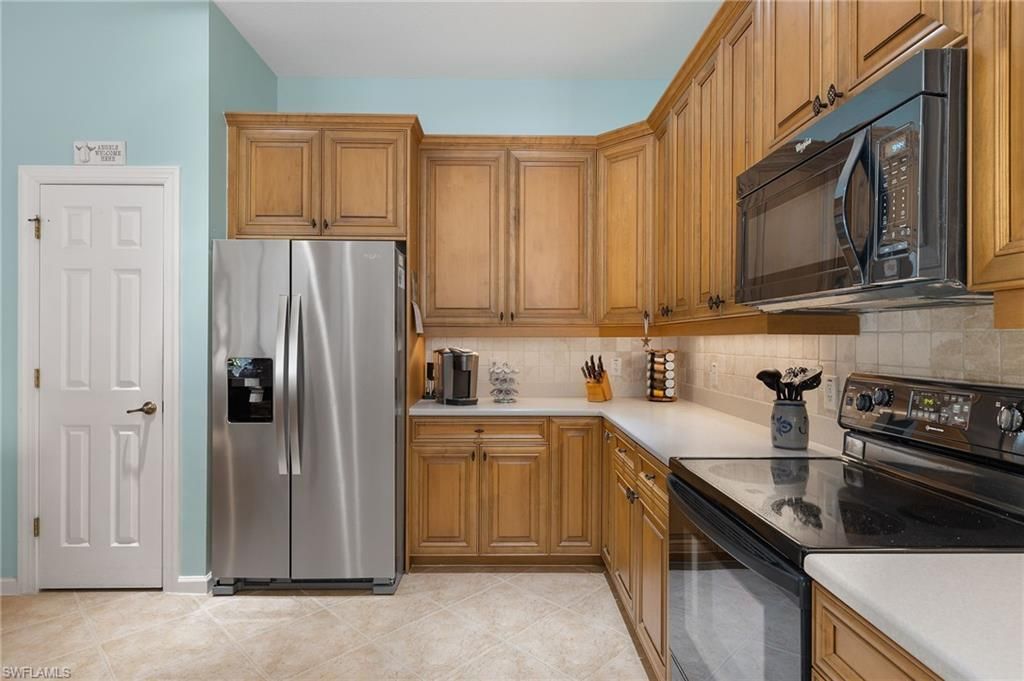 8872 King Henry Ct, Fort Myers, FL 33908 Photo