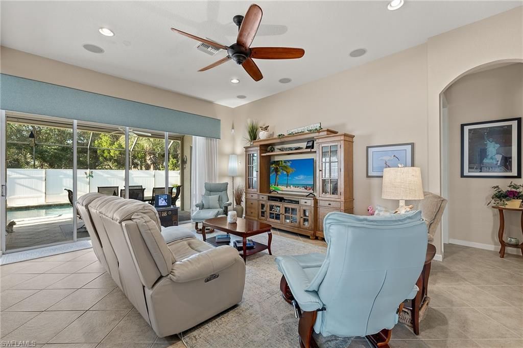 8872 King Henry Ct, Fort Myers, FL 33908 Photo