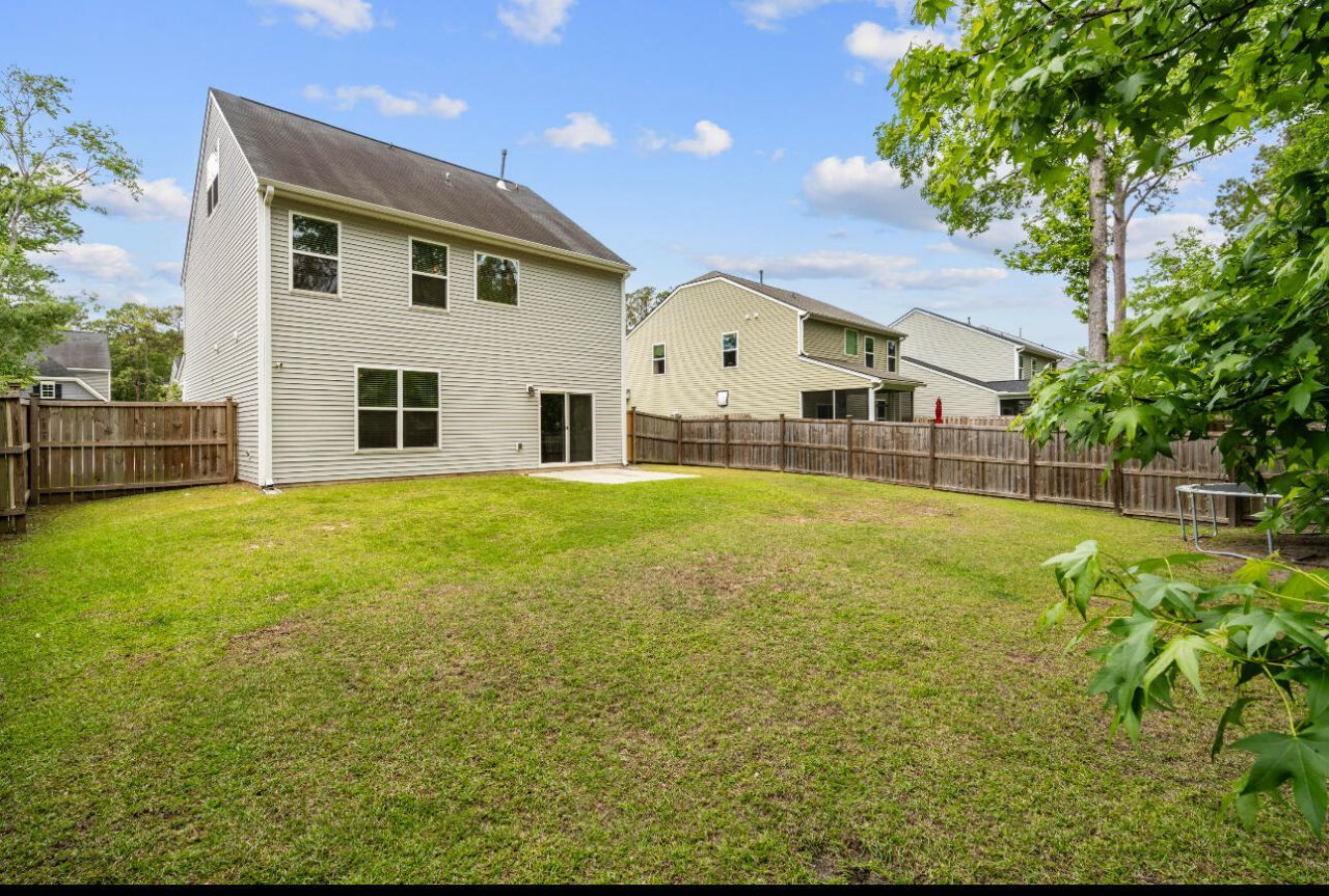 558 Wynfield Forest Drive Photo 8