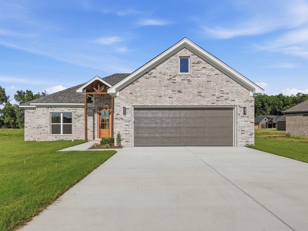 31 Sunny Drive, Morrilton, AR 72110