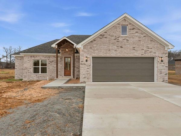 31 Sunny Drive, Morrilton, AR 72110
