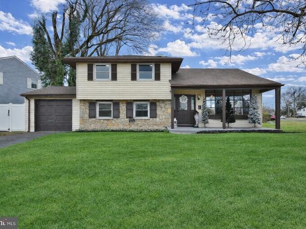 212 E FRANKLIN AVENUE, EDGEWATER PARK, NJ 08010