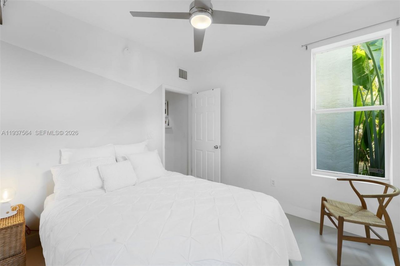 1851 SW 2nd Ct, Miami, FL 33129 Photo