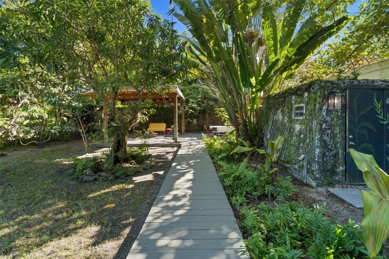 1851 SW 2nd Ct, Miami, FL 33129 Photo