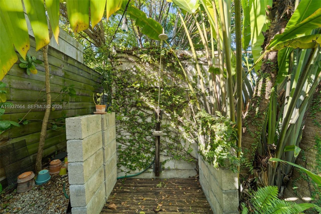 1851 SW 2nd Ct, Miami, FL 33129 Photo