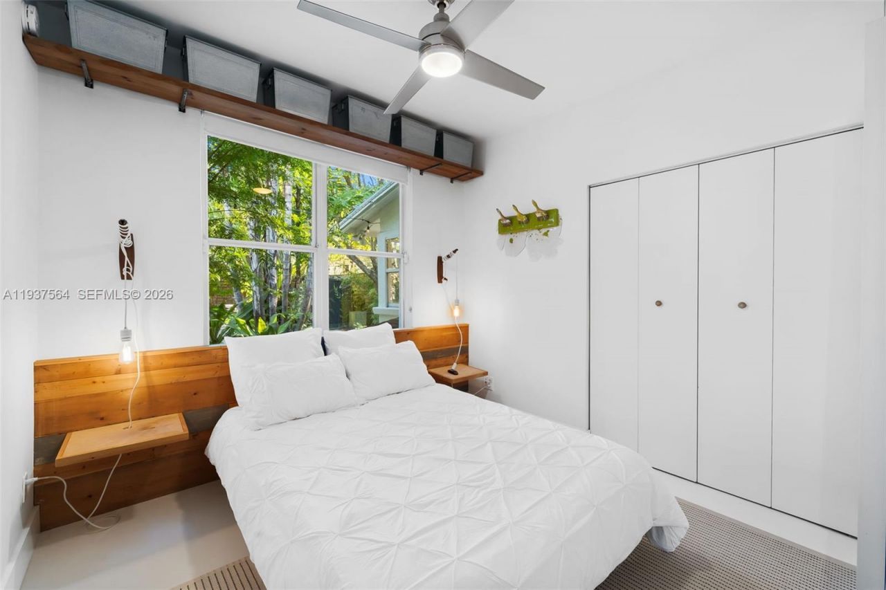 1851 SW 2nd Ct, Miami, FL 33129 Photo