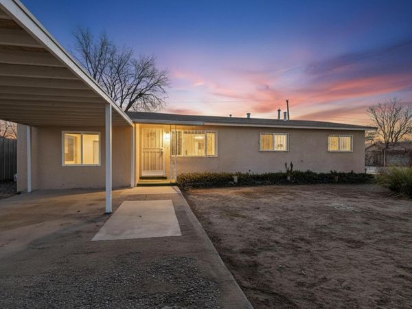 1920 Sanford Avenue SW, Albuquerque, NM 87105